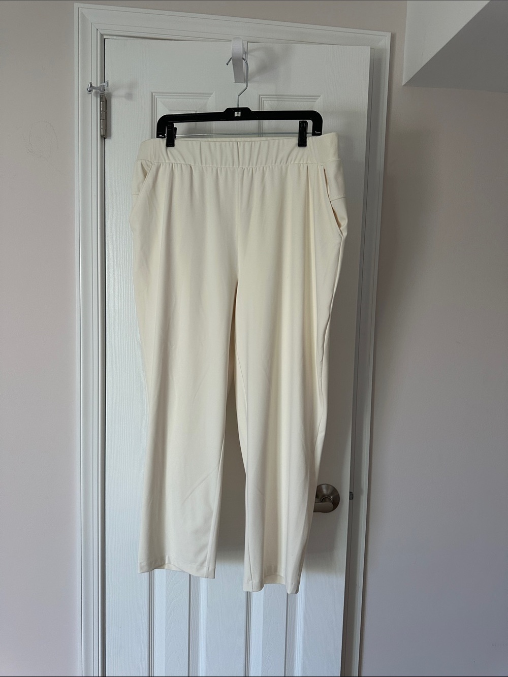 T by Talbots Cream Straight-Leg Pull-On Pants with Elastic Waist size XL